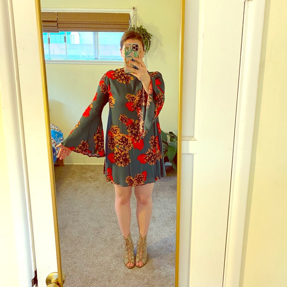 Long Sleeve Floral Dress - Emerald Green and Red